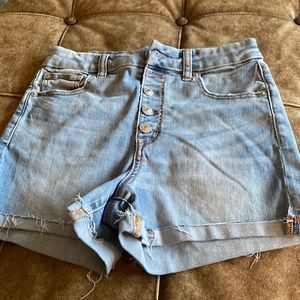 American Eagle jean shorts - curvy high rise